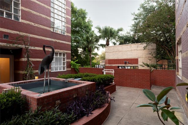 4004 Montrose Boulevard 44D, Houston, TX 77006