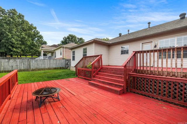 17 Clearwater Lane, Cabot, AR 72023