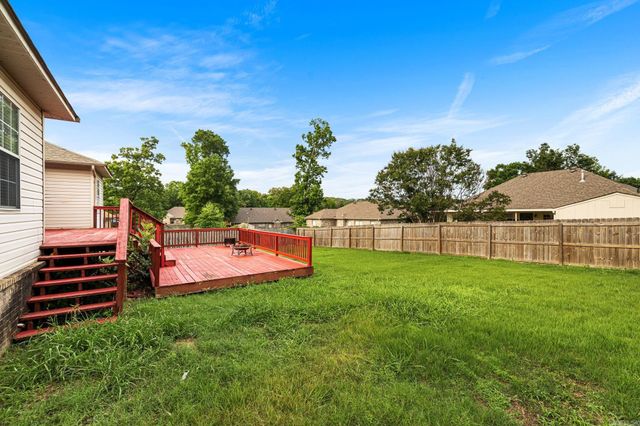 17 Clearwater Lane, Cabot, AR 72023