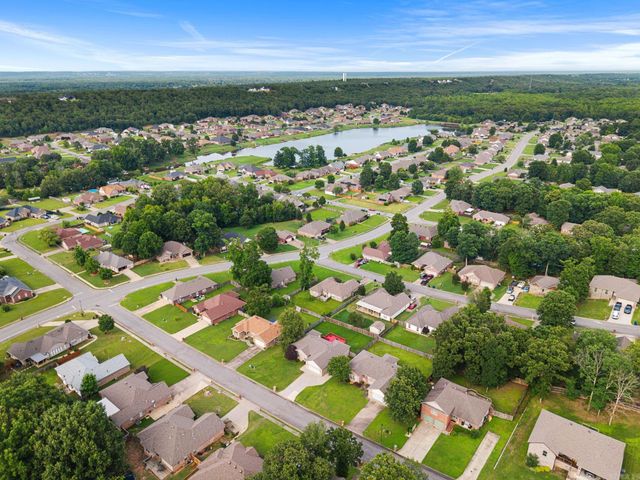 17 Clearwater Lane, Cabot, AR 72023