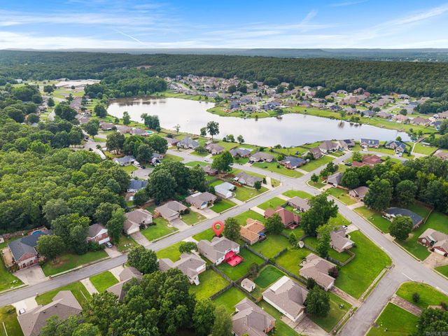 17 Clearwater Lane, Cabot, AR 72023