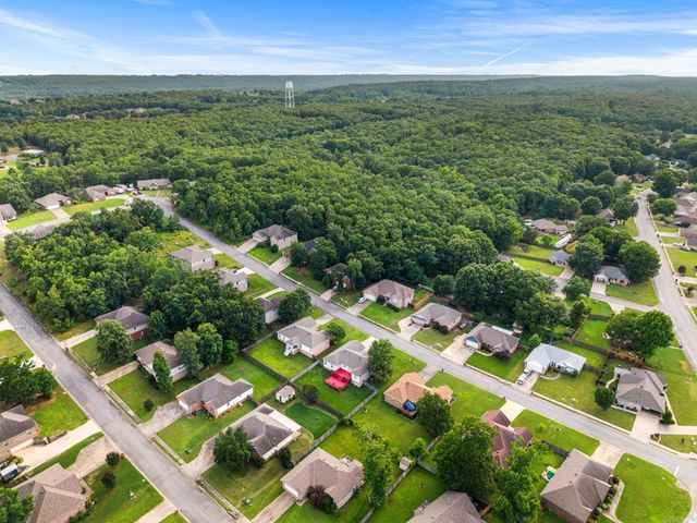 17 Clearwater Lane, Cabot, AR 72023