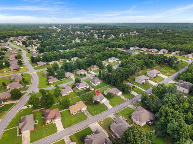 17 Clearwater Lane, Cabot, AR 72023