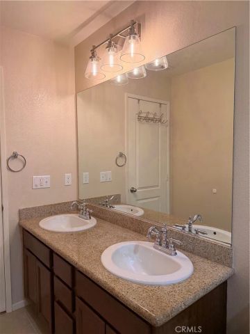 34322 Blossoms Dr, Lake Elsinore, CA 92532
