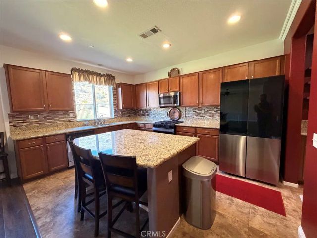 34322 Blossoms Dr, Lake Elsinore, CA 92532