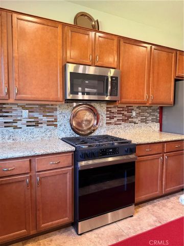 34322 Blossoms Dr, Lake Elsinore, CA 92532