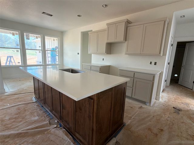 121 Graystone, Weatherford, TX 76086