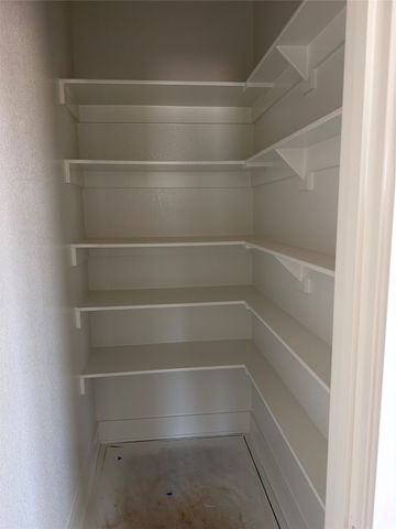 121 Graystone, Weatherford, TX 76086