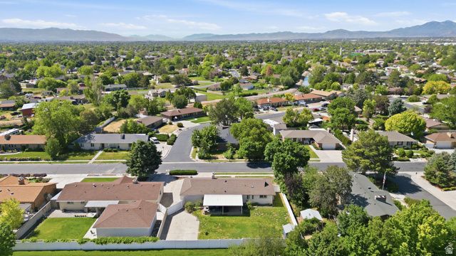 2976 W 6620 S, West Jordan, UT 84084