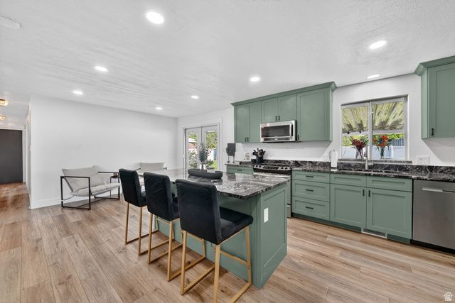 2976 W 6620 S, West Jordan, UT 84084