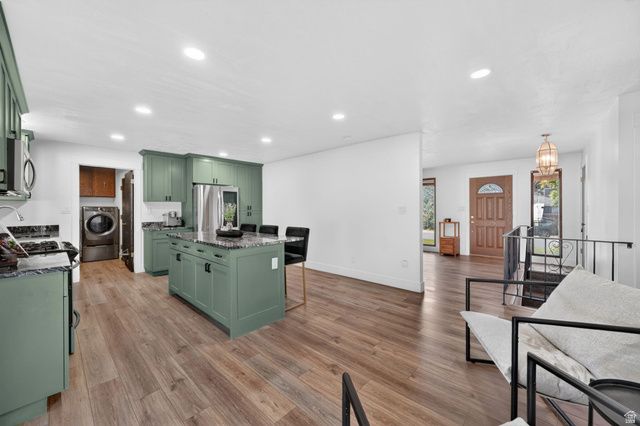 2976 W 6620 S, West Jordan, UT 84084