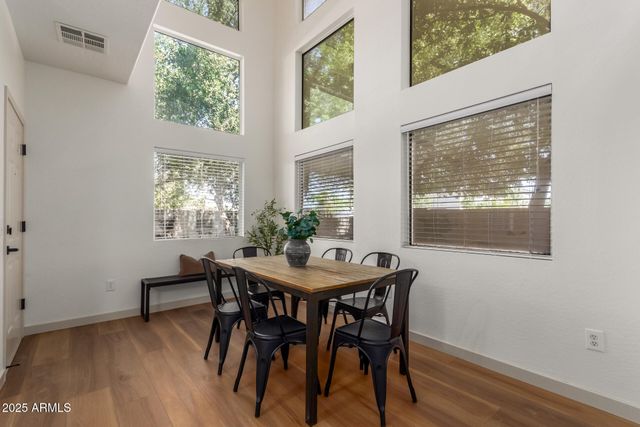 1718 W COLTER Street 111, Phoenix, AZ 85015