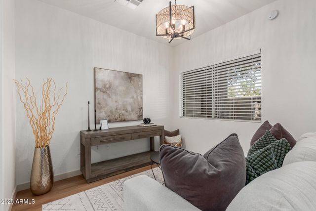 1718 W COLTER Street 111, Phoenix, AZ 85015