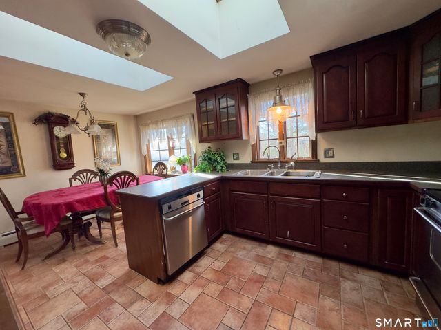 7 Blue Meadow Road, Bristol, CT 06010