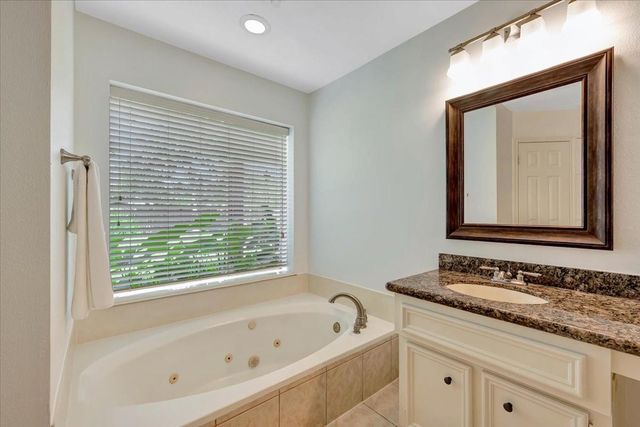 15110 Greenleaf Lane, Houston, TX 77062