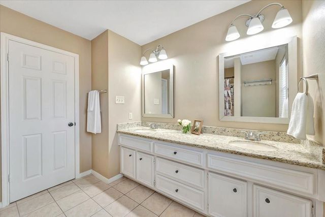 15110 Greenleaf Lane, Houston, TX 77062