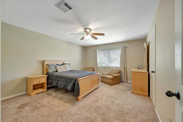 15110 Greenleaf Lane, Houston, TX 77062