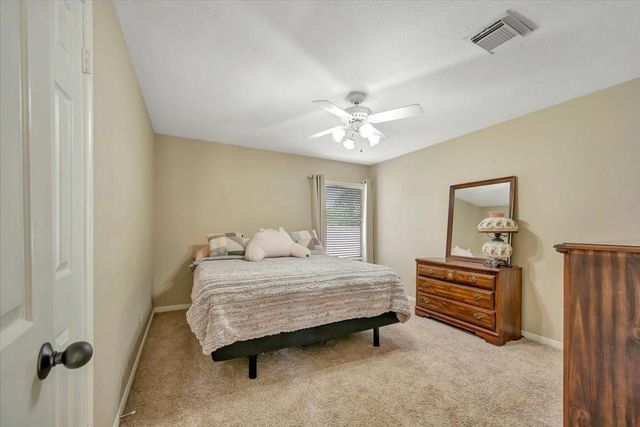 15110 Greenleaf Lane, Houston, TX 77062