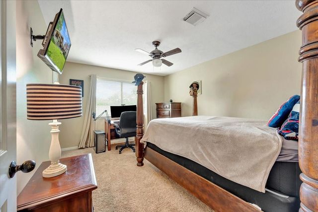 15110 Greenleaf Lane, Houston, TX 77062