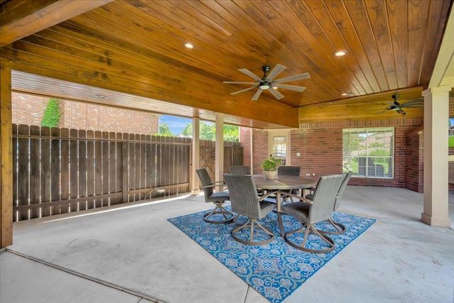 15110 Greenleaf Lane, Houston, TX 77062