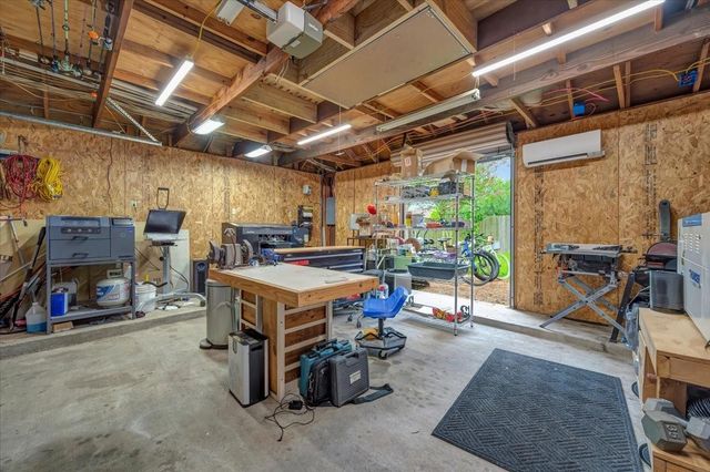 15110 Greenleaf Lane, Houston, TX 77062