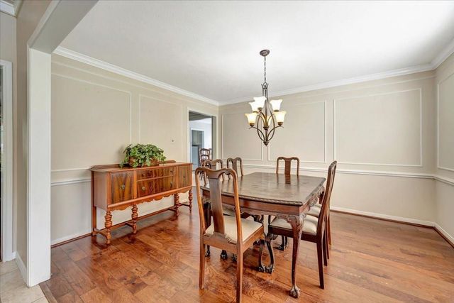 15110 Greenleaf Lane, Houston, TX 77062