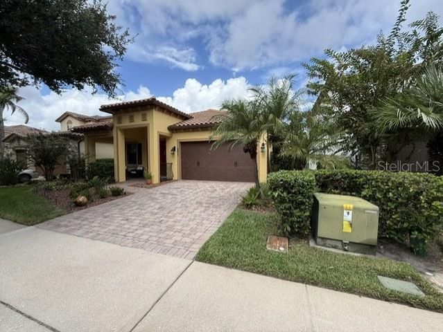 8427 PRESTBURY DRIVE, Orlando, FL 32832