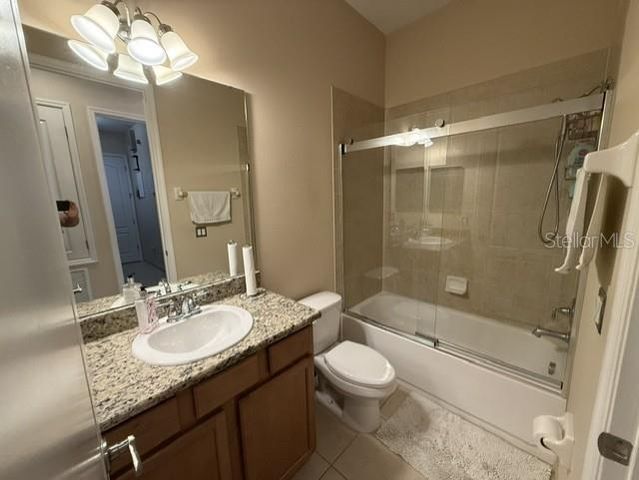 8427 PRESTBURY DRIVE, Orlando, FL 32832