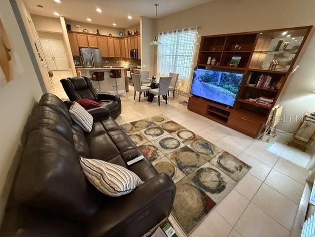 8427 PRESTBURY DRIVE, Orlando, FL 32832