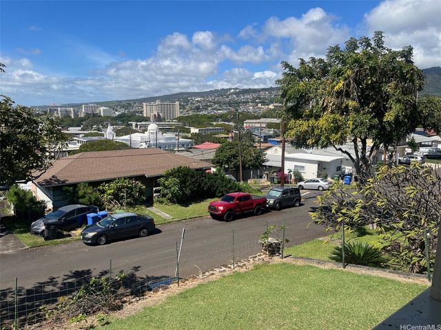 1691 Kamamalu Avenue, Honolulu, HI 96813