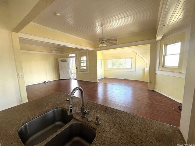 1691 Kamamalu Avenue, Honolulu, HI 96813