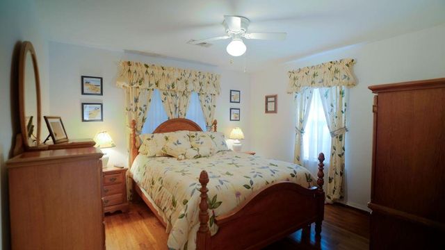 3635 Bayshore Drive, Bacliff, TX 77518