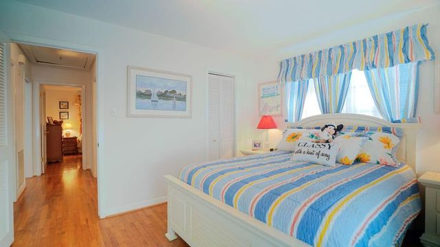 3635 Bayshore Drive, Bacliff, TX 77518