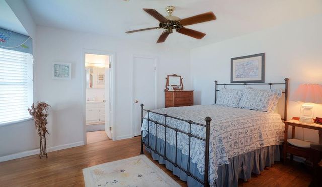 3635 Bayshore Drive, Bacliff, TX 77518