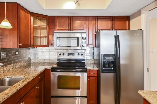 450 TREASURE ISLAND CAUSEWAY 502, Treasure Island, FL 33706