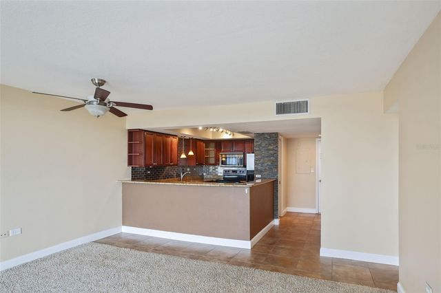 450 TREASURE ISLAND CAUSEWAY 502, Treasure Island, FL 33706