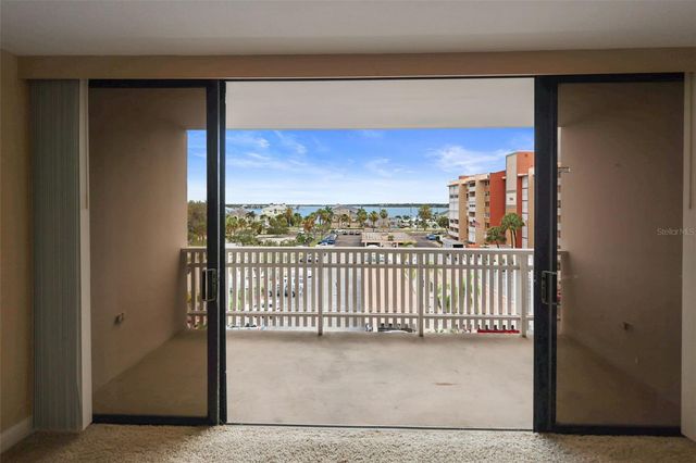 450 TREASURE ISLAND CAUSEWAY 502, Treasure Island, FL 33706