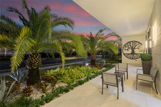 16773 S Botaniko Drive S, Weston, FL 33326