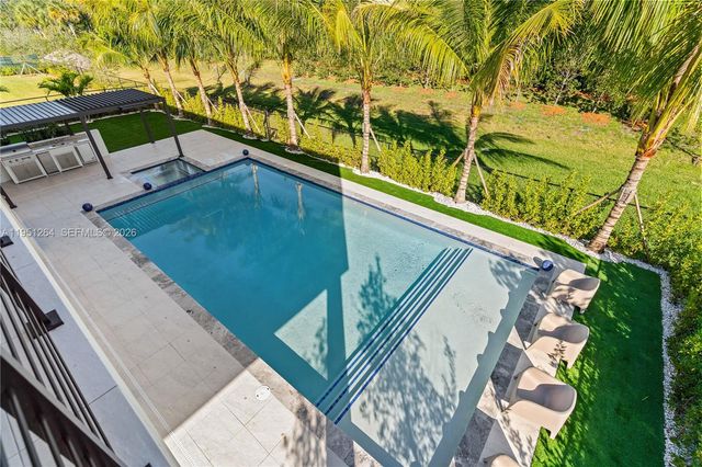 16773 S Botaniko Drive S, Weston, FL 33326