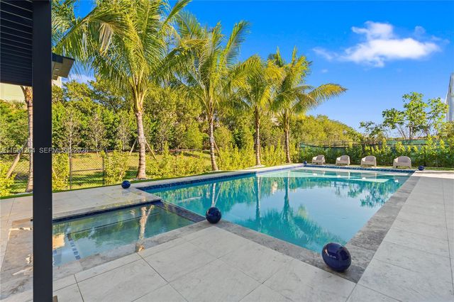 16773 S Botaniko Drive S, Weston, FL 33326