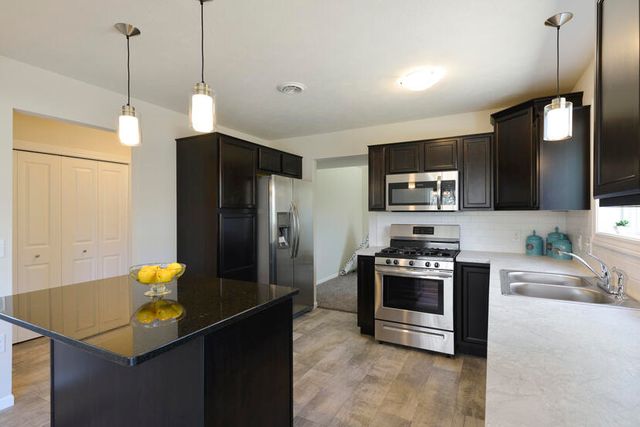 4276 Butternut Drive, Wayland, MI 49348