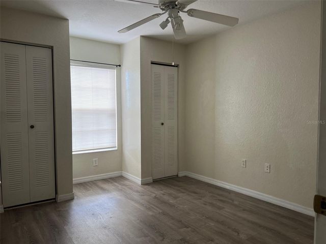 9846 LAKE CHASE ISLAND WAY, Tampa, FL 33626