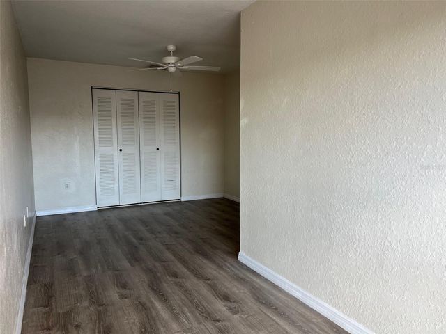 9846 LAKE CHASE ISLAND WAY, Tampa, FL 33626