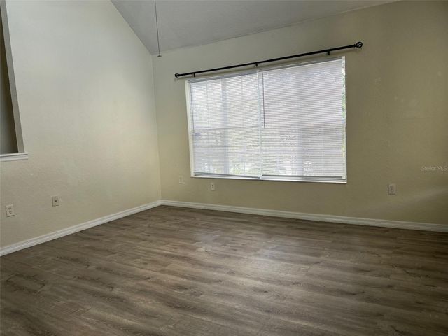 9846 LAKE CHASE ISLAND WAY, Tampa, FL 33626