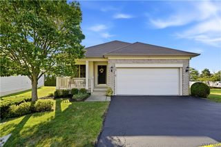 22 Allie Lane, Hamburg, NY 14075