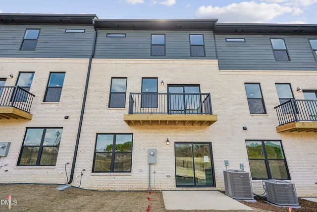 146 Midtown Rows Way 25, Fuquay Varina, NC 27526