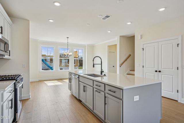 146 Midtown Rows Way 25, Fuquay Varina, NC 27526