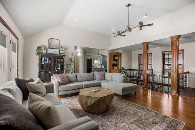 13 Skyline Drive, Adrian, MO 64720