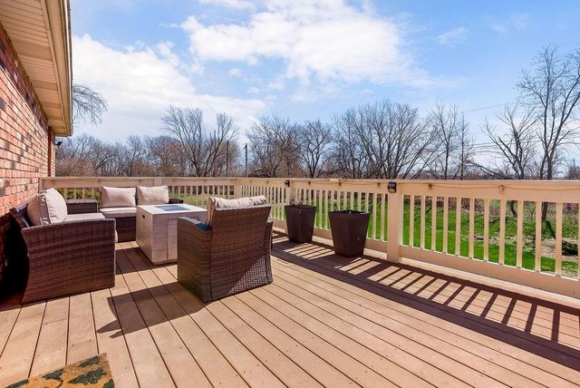 13 Skyline Drive, Adrian, MO 64720