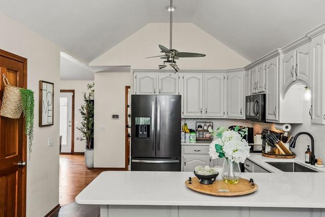 13 Skyline Drive, Adrian, MO 64720